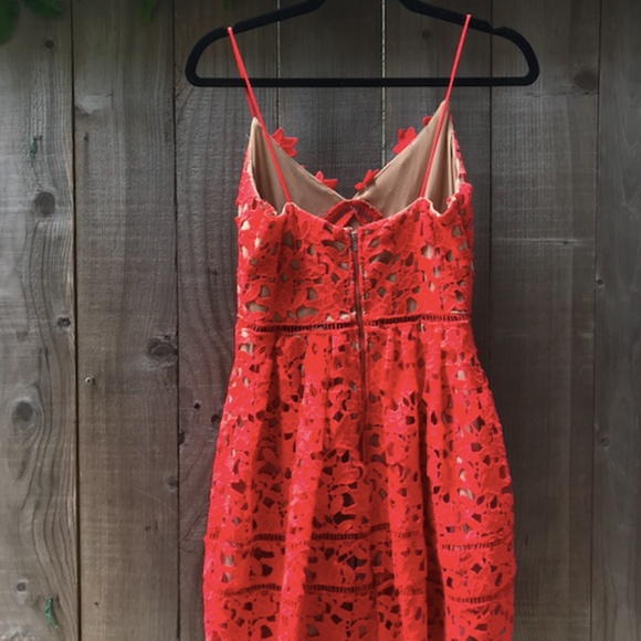 L'ATISTE Red Lace Dress - Picture 3 of 6